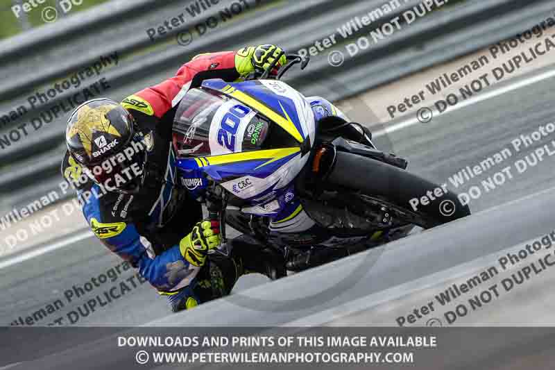 cadwell no limits trackday;cadwell park;cadwell park photographs;cadwell trackday photographs;enduro digital images;event digital images;eventdigitalimages;navarra;no limits trackdays;peter wileman photography;racing digital images;trackday digital images;trackday photos